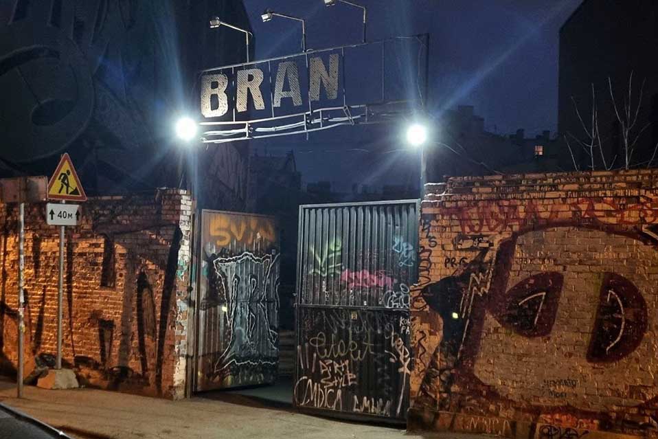 BRANCH_GARAGE_2.jpg